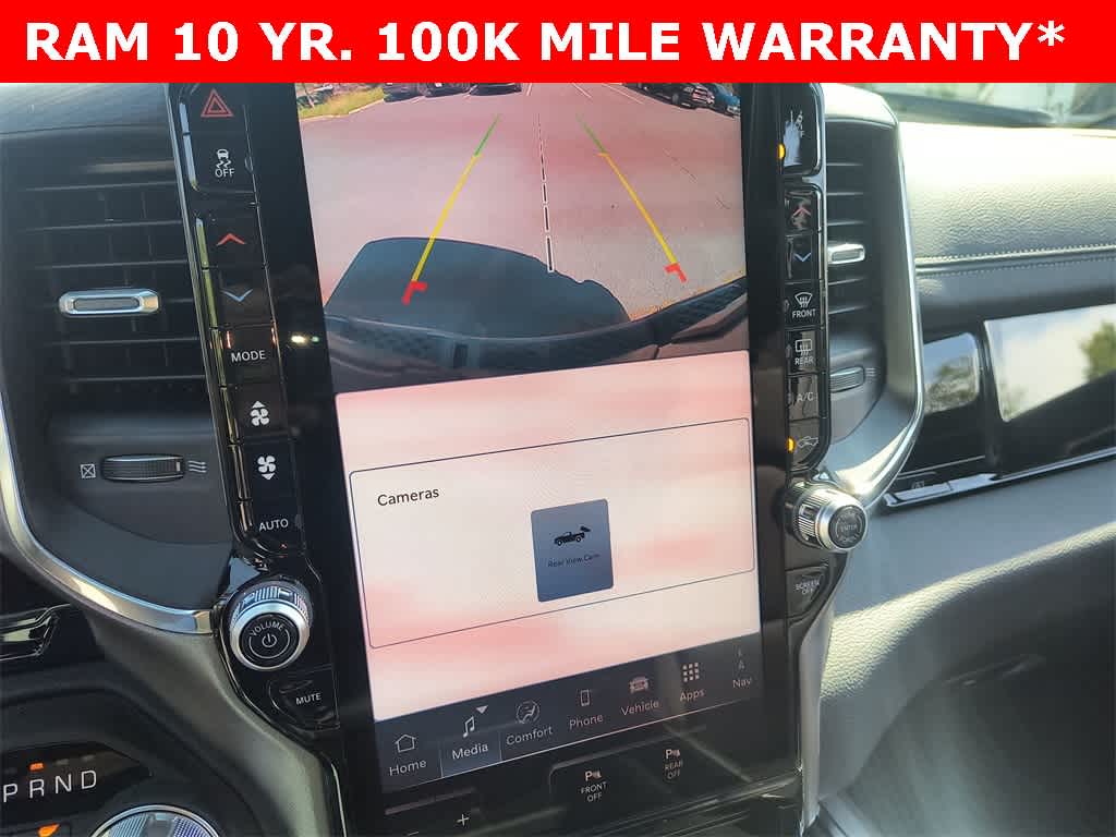 Thumbnail: 2026 RAM 1500 - 17