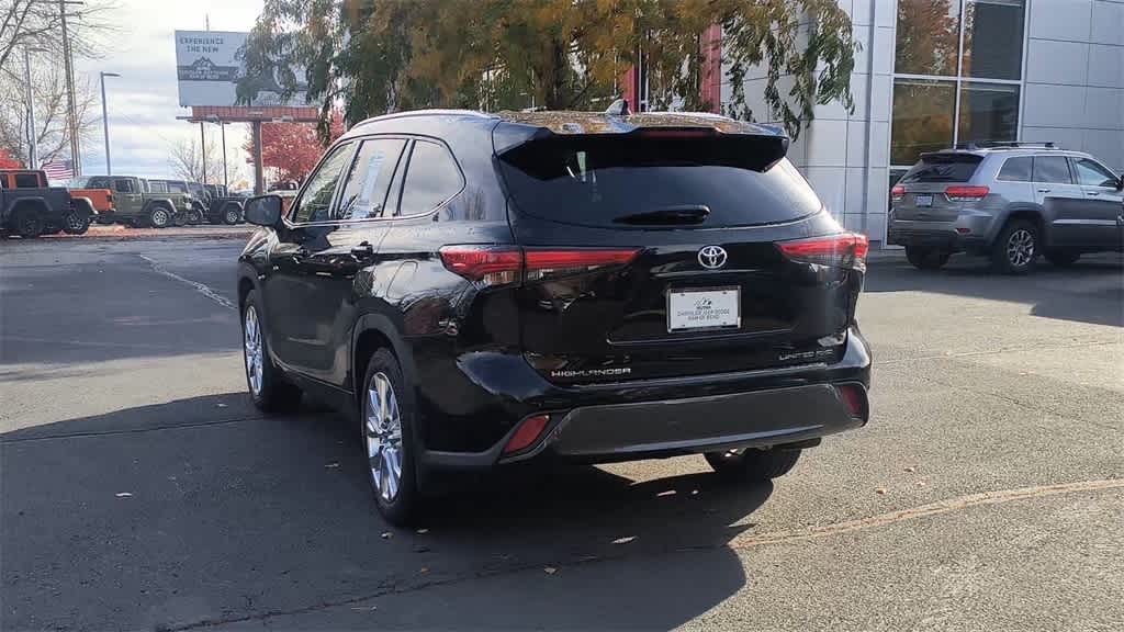 Thumbnail: 2020 Toyota Highlander - 7