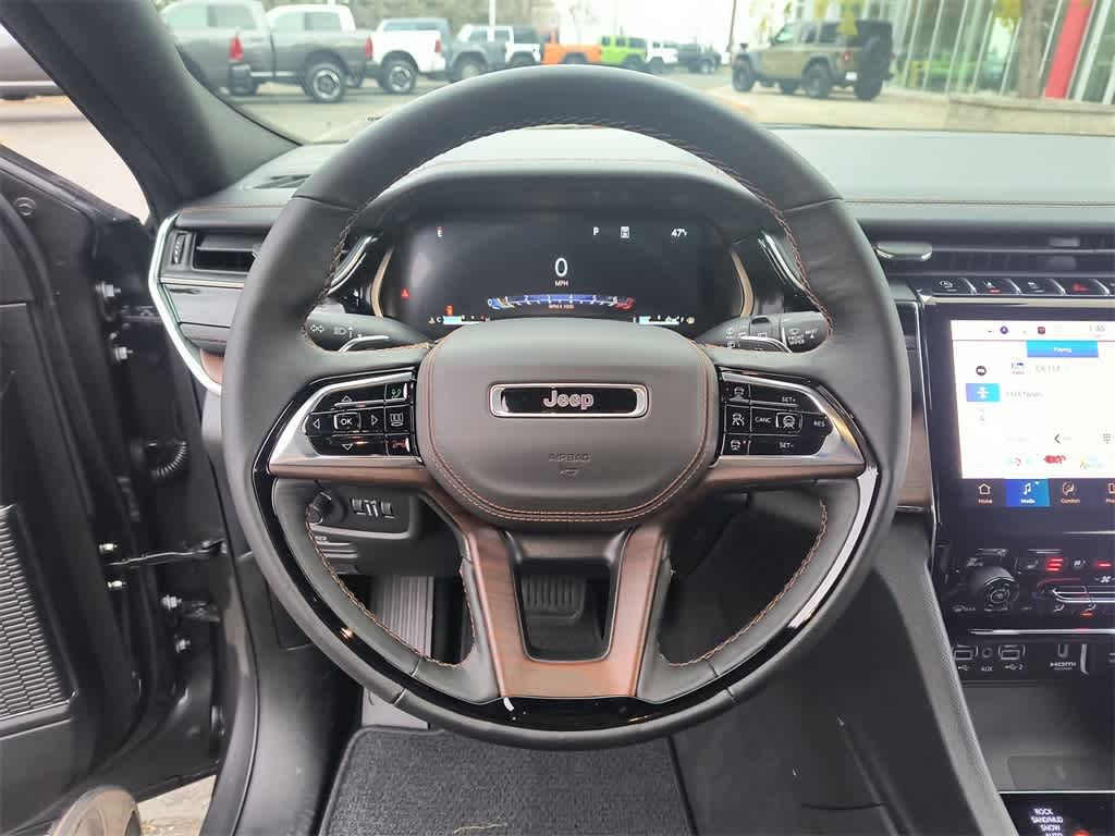 Thumbnail: 2025 Jeep Grand Cherokee L - 14