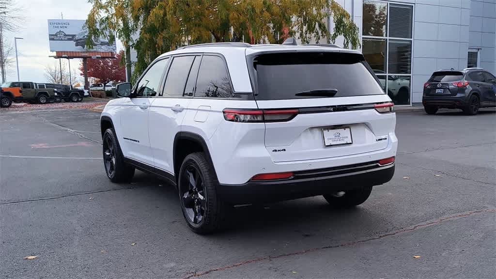 Thumbnail: 2025 Jeep Grand Cherokee - 7