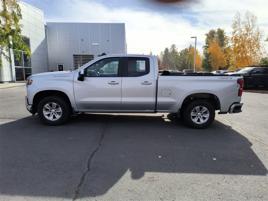 Thumbnail: 2020 Chevrolet Silverado 1500 - 3