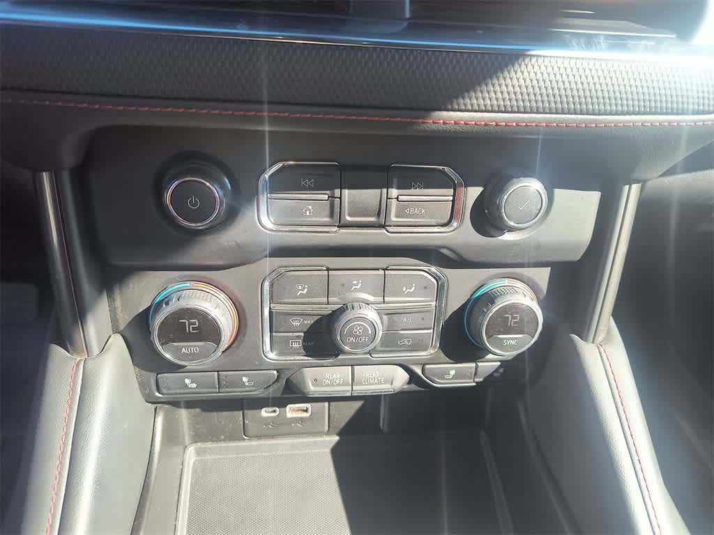 Thumbnail: 2021 Chevrolet Suburban - 18