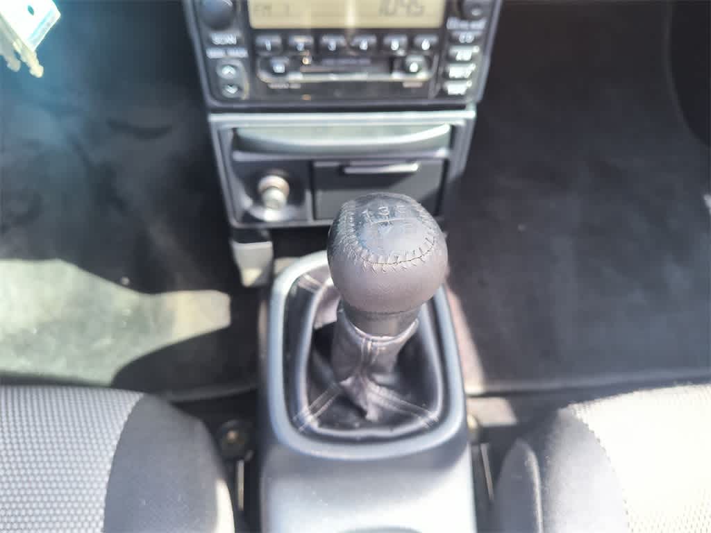 Thumbnail: 2000 Toyota MR2 Spyder - 18