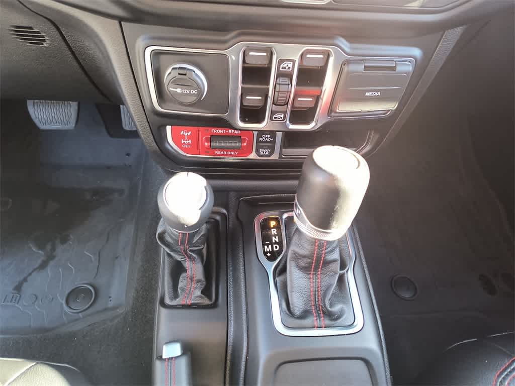 Thumbnail: 2023 Jeep Gladiator - 20