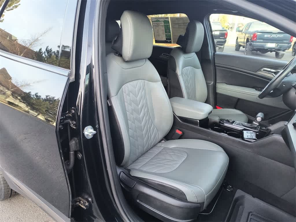 Thumbnail: 2023 Kia Sportage - 25