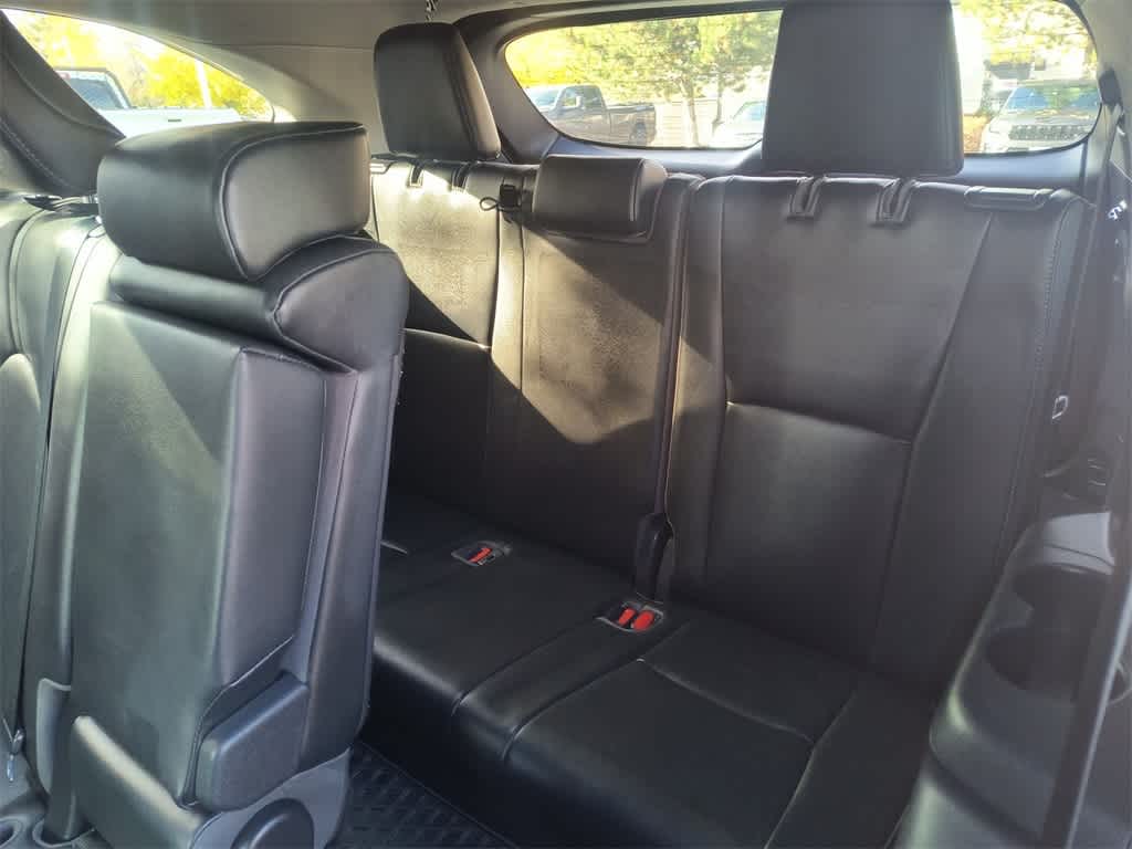 Thumbnail: 2020 Toyota Highlander - 24