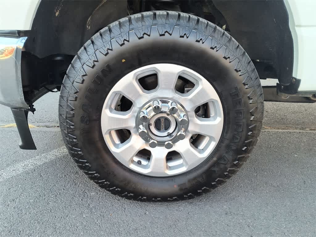 Thumbnail: 2023 Ford Econoline - 10