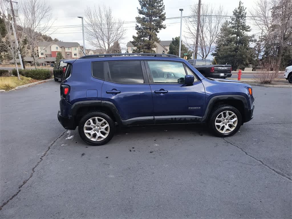 Thumbnail: 2017 Jeep Renegade - 7