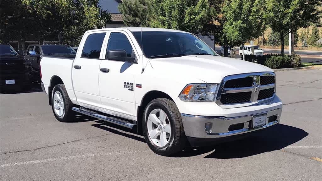 Thumbnail: 2024 RAM 1500 Classic - 3