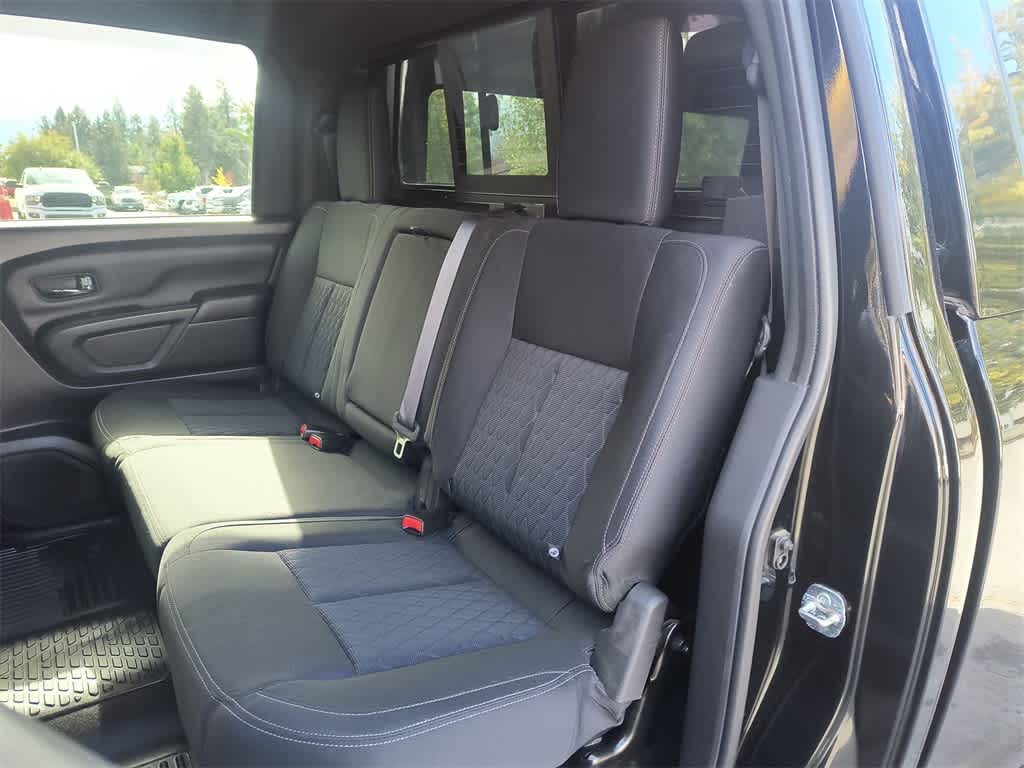 Thumbnail: 2018 Nissan Titan - 22