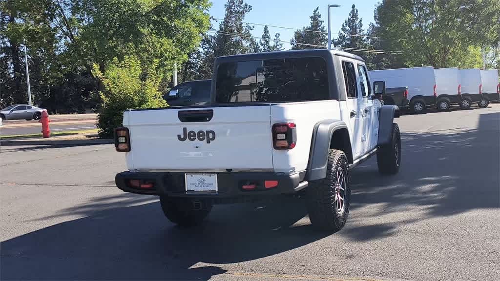 Thumbnail: 2025 Jeep Gladiator - 8