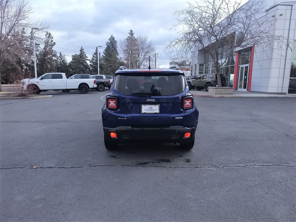 Thumbnail: 2017 Jeep Renegade - 5