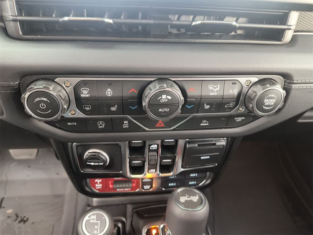 Thumbnail: 2026 Jeep Wrangler - 19