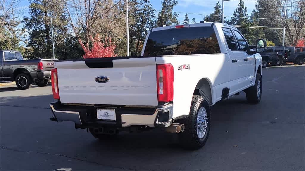 Thumbnail: 2023 Ford Econoline - 8