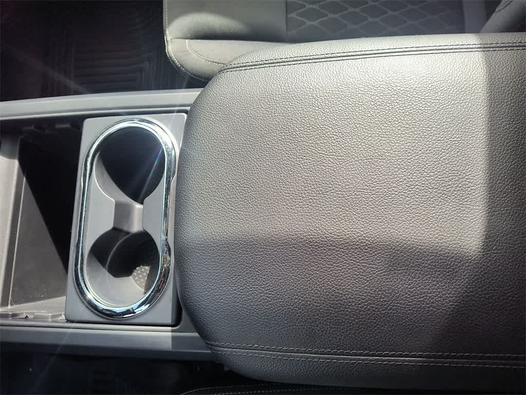 Thumbnail: 2018 Nissan Titan - 21