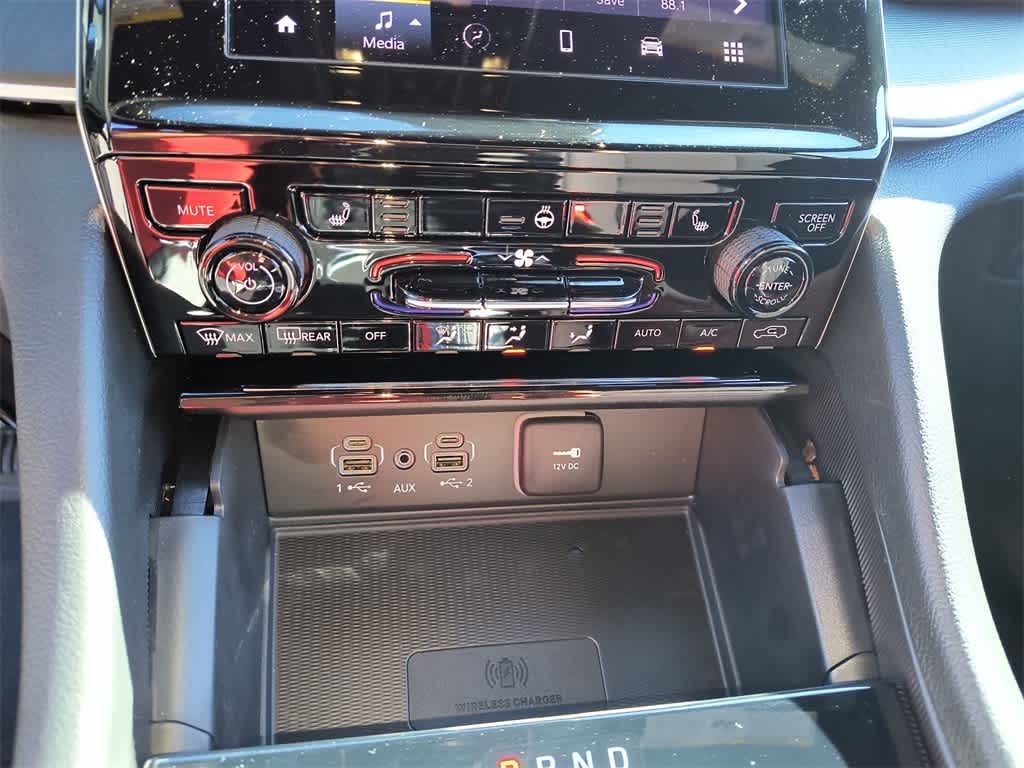 Thumbnail: 2025 Jeep Grand Cherokee - 18