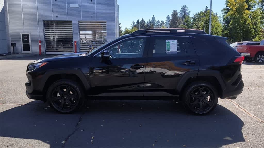 Thumbnail: 2022 Toyota RAV4 - 5