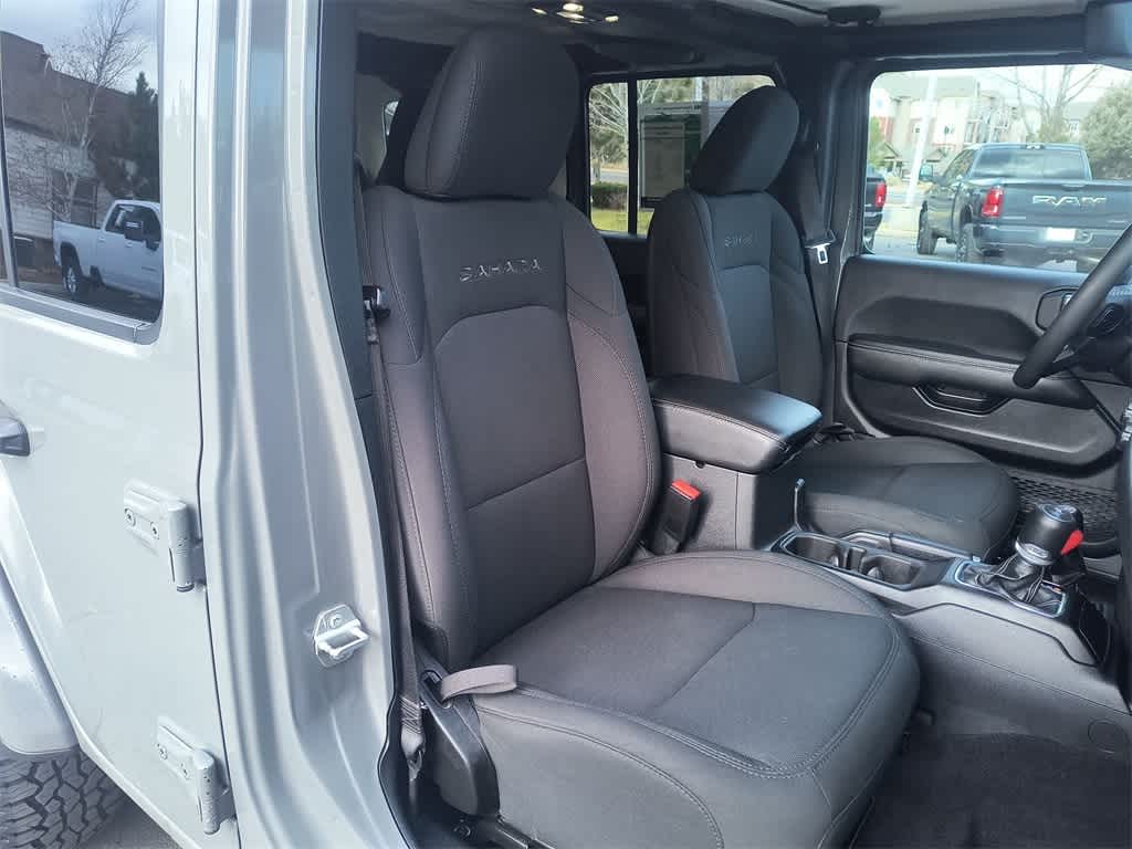 Thumbnail: 2023 Jeep Wrangler - 24