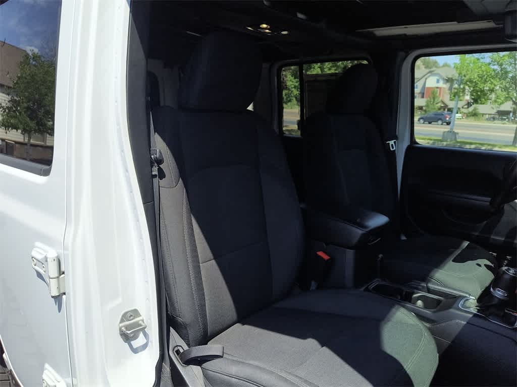 2020 Jeep Wrangler Unlimited Willys 24