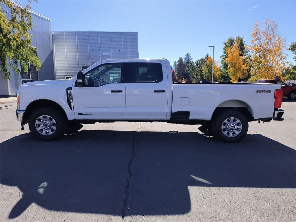 Used 2023 Ford Super Duty F-350 SRW XLT Truck