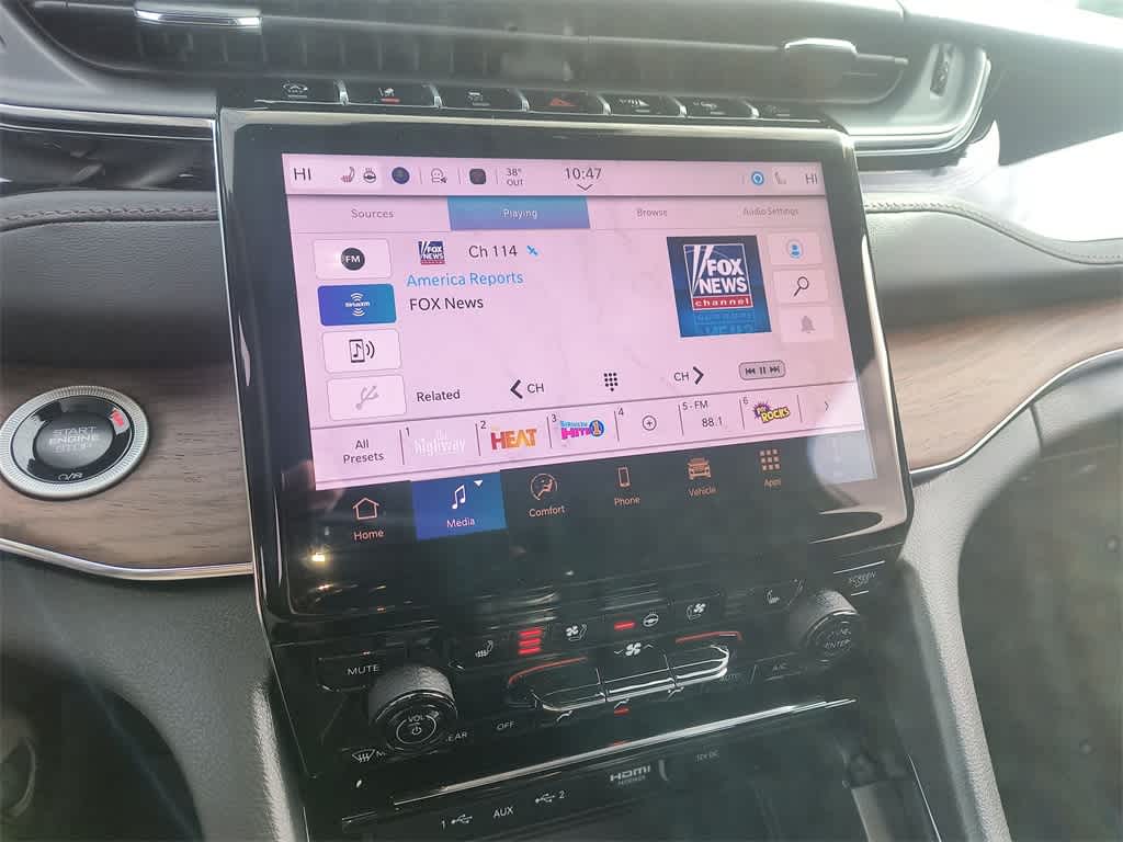 Thumbnail: 2025 Jeep Grand Cherokee - 16