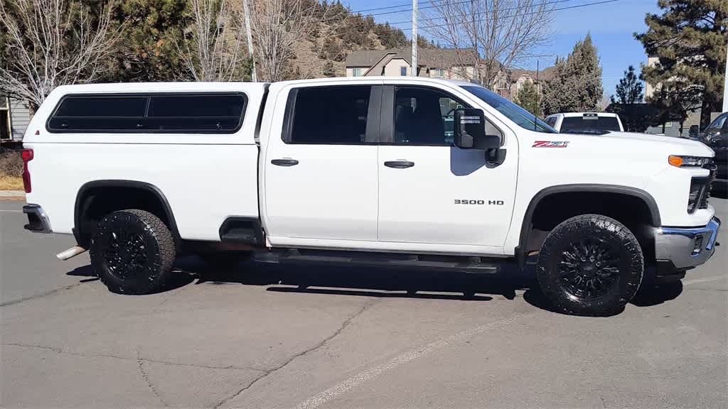 Thumbnail: 2024 Chevrolet Silverado 3500 - 2