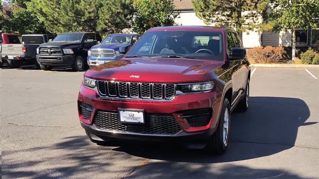 Thumbnail: 2025 Jeep Grand Cherokee - 4