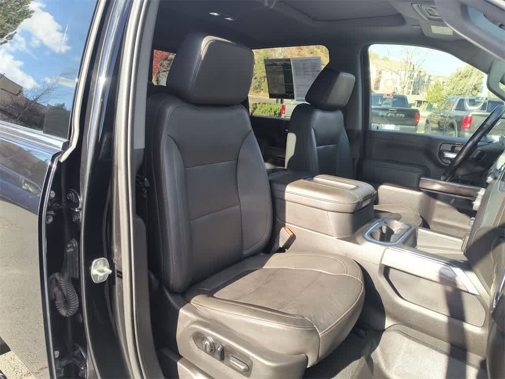 Thumbnail: 2022 Chevrolet Silverado 3500 - 25