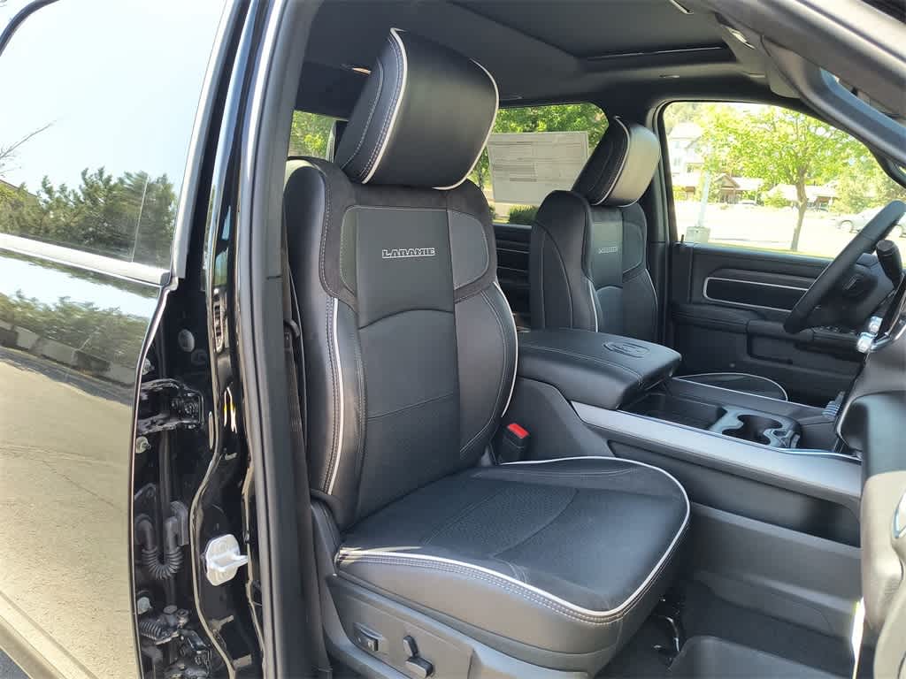 2025 RAM 3500 Laramie 25