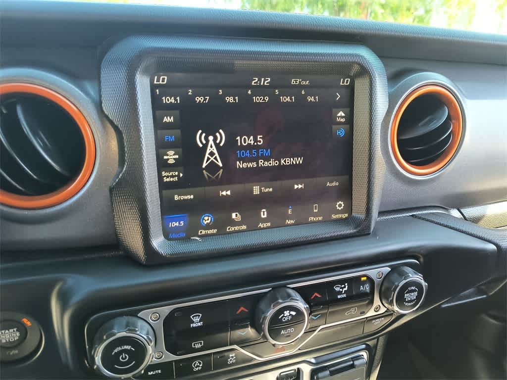 Thumbnail: 2023 Jeep Gladiator - 16