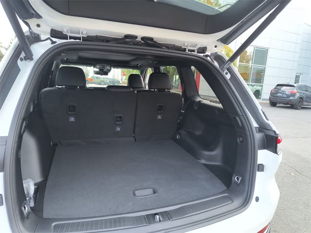 Thumbnail: 2025 Jeep Grand Cherokee - 24