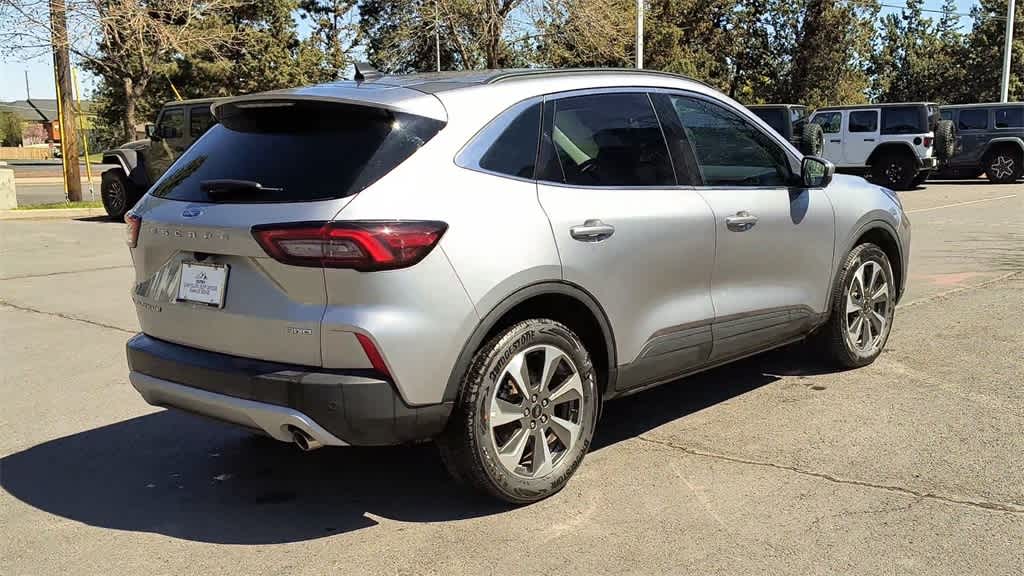 Thumbnail: 2024 Ford Escape - 8