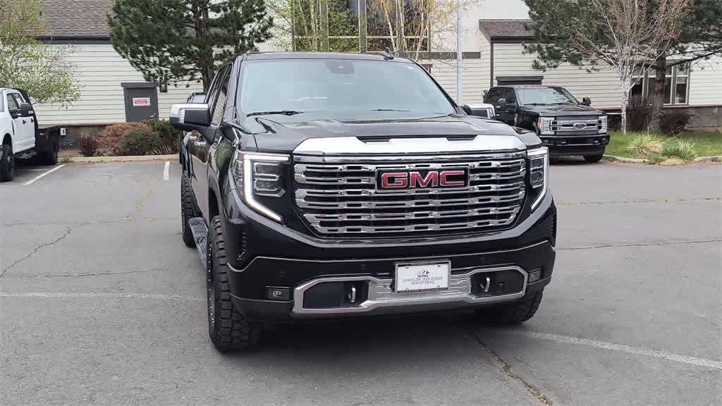 Thumbnail: 2022 GMC Sierra 1500 - 3