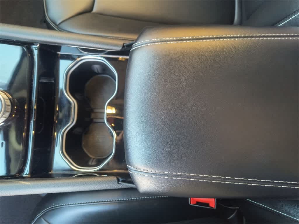 Thumbnail: 2023 Jeep Grand Cherokee - 21