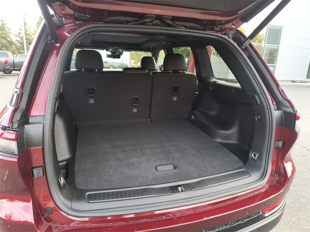 Thumbnail: 2025 Jeep Grand Cherokee - 24