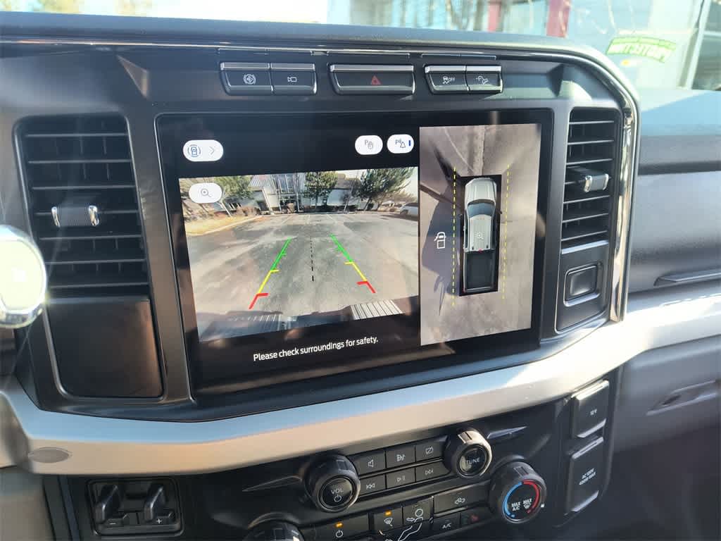 Thumbnail: 2024 Ford Econoline - 18