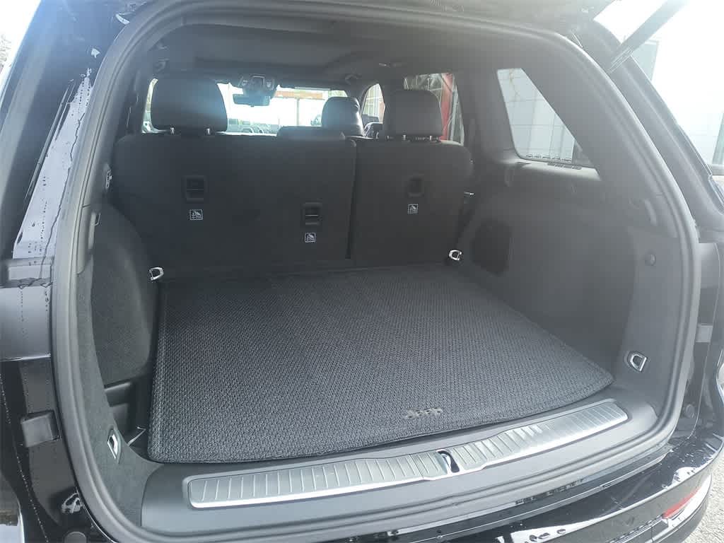 Thumbnail: 2025 Jeep Grand Cherokee - 24