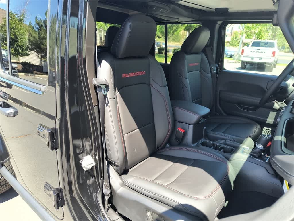 Thumbnail: 2025 Jeep Gladiator - 24