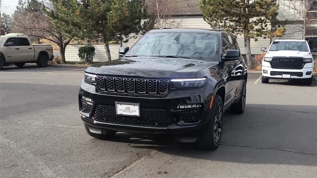 Thumbnail: 2025 Jeep Grand Cherokee - 4