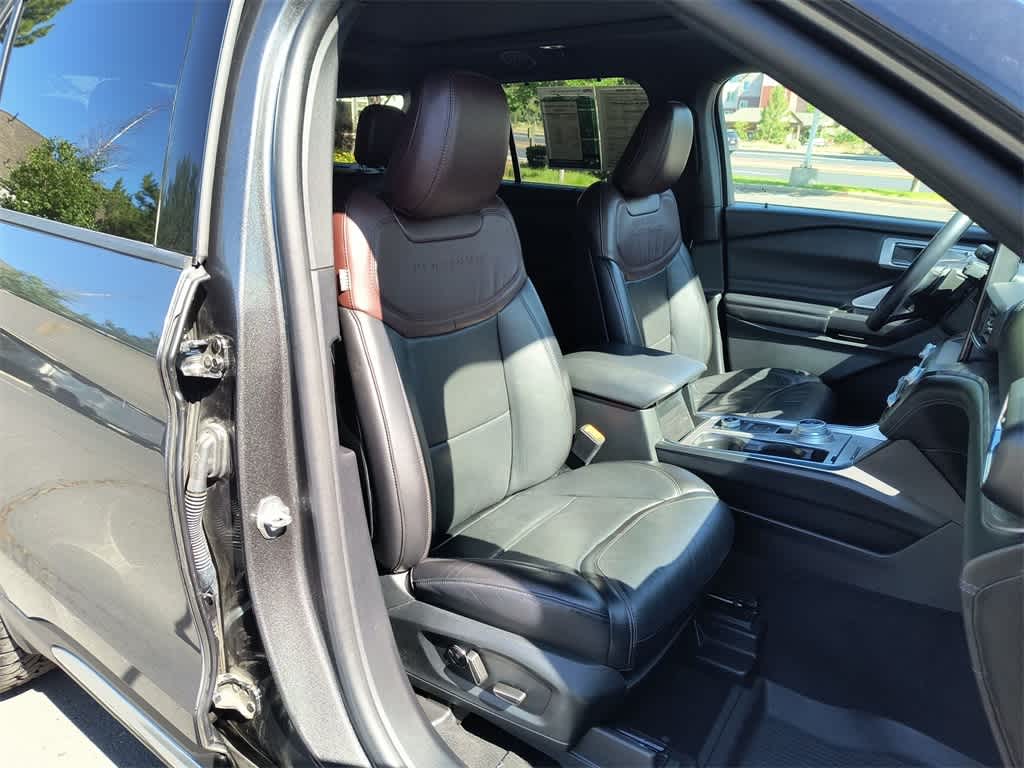 Thumbnail: 2020 Ford Explorer - 26