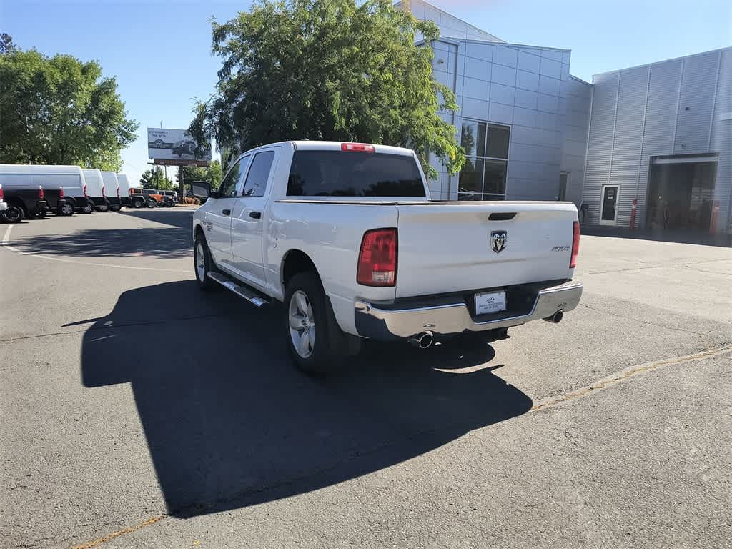 Thumbnail: 2024 RAM 1500 Classic - 4