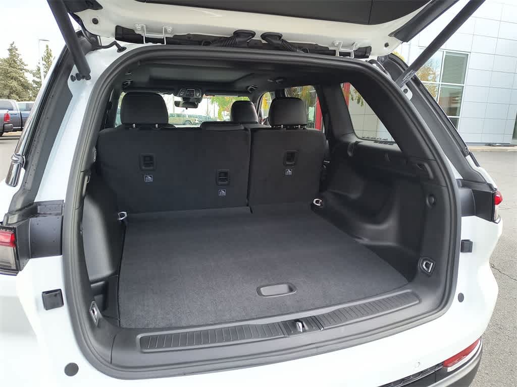 Thumbnail: 2025 Jeep Grand Cherokee - 24