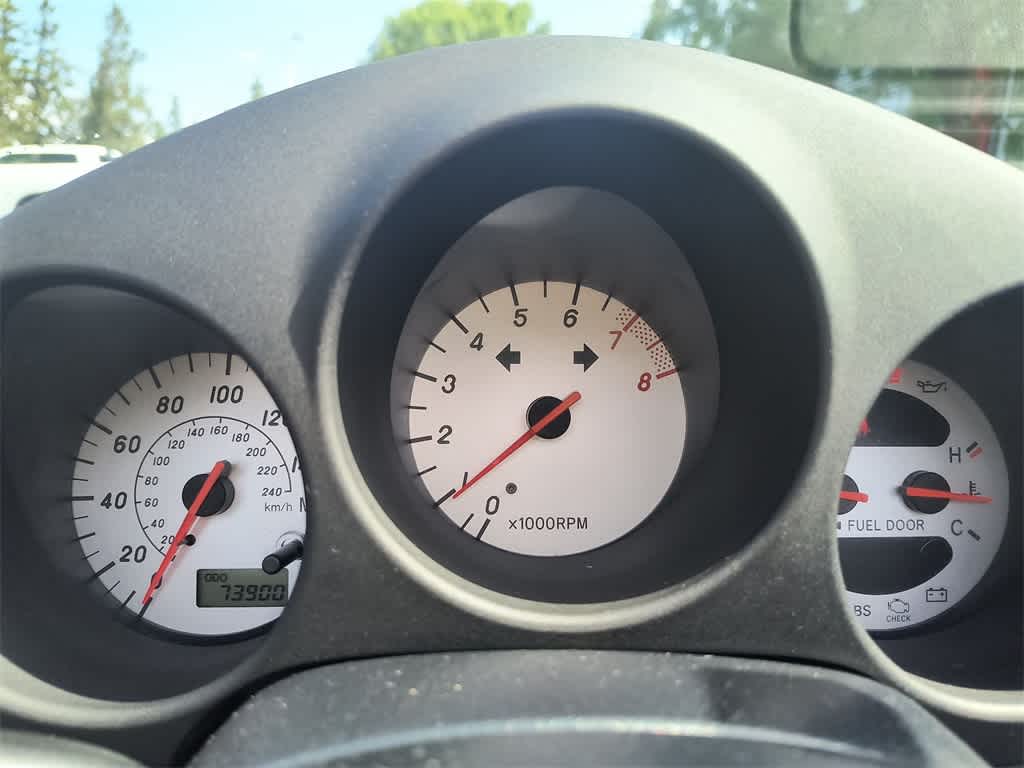 Thumbnail: 2000 Toyota MR2 Spyder - 15
