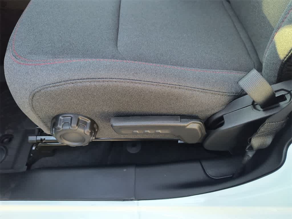 Thumbnail: 2025 Jeep Gladiator - 12