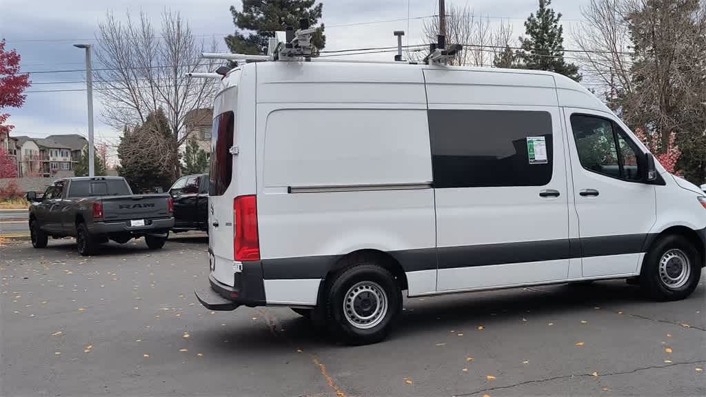 Thumbnail: 2023 Mercedes-Benz Sprinter - 9