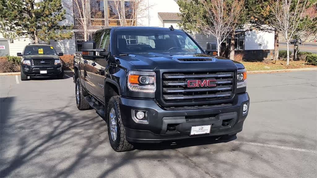 Thumbnail: 2019 GMC Sierra 3500 - 3