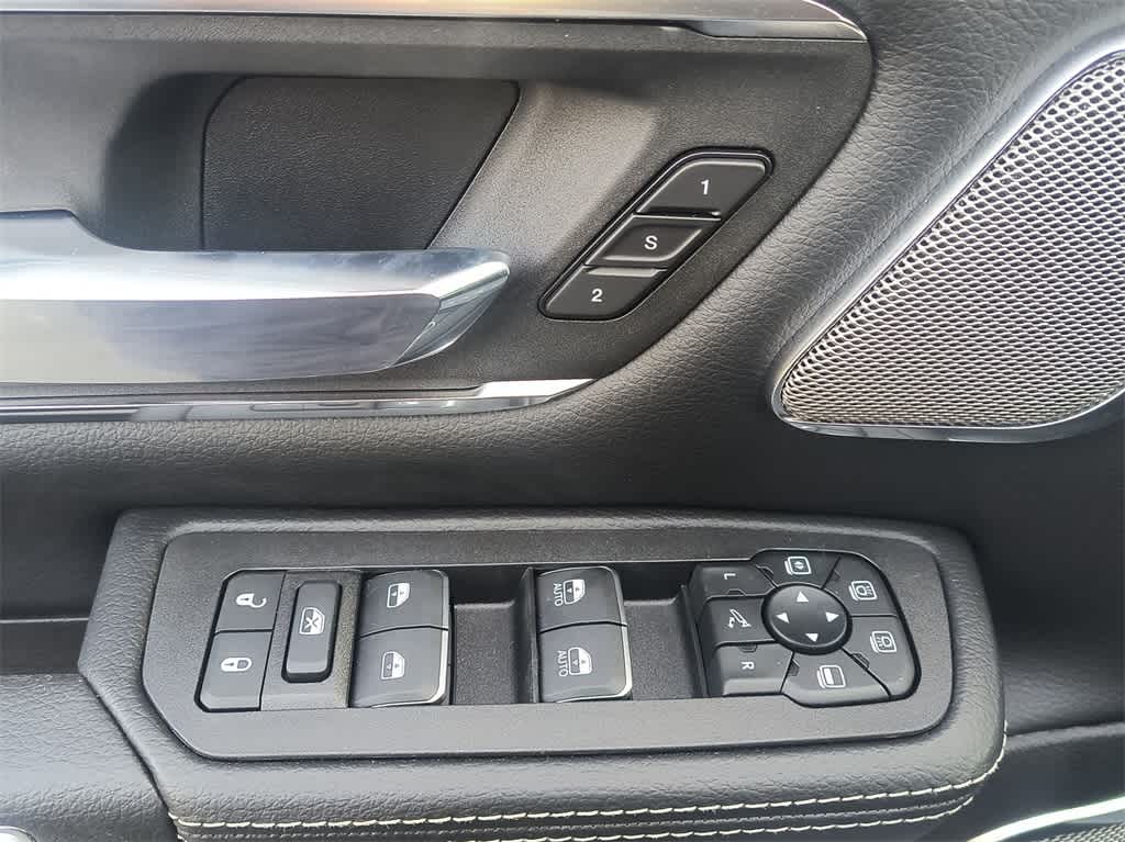 2025 RAM 1500 Laramie 13