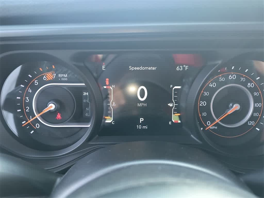 Thumbnail: 2025 Jeep Wrangler - 15