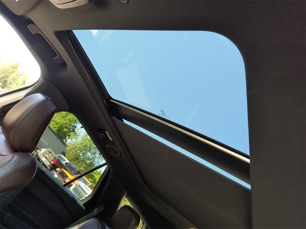 Thumbnail: 2020 Ford Explorer - 22