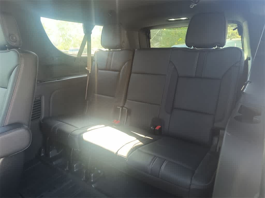 Thumbnail: 2021 Chevrolet Suburban - 22